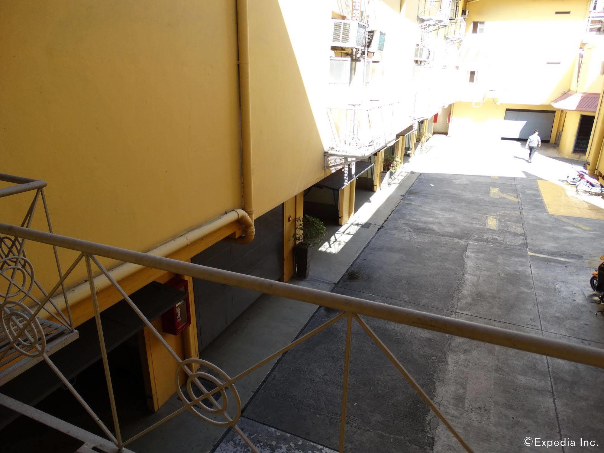 Hotel 2016 Manila Exterior foto